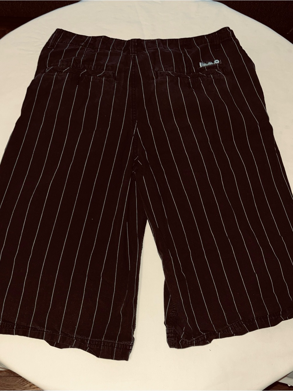 Southpole Men’s Pinstripe Baggy Shorts Size 30 Black Y2K Hip Hop Streetwear